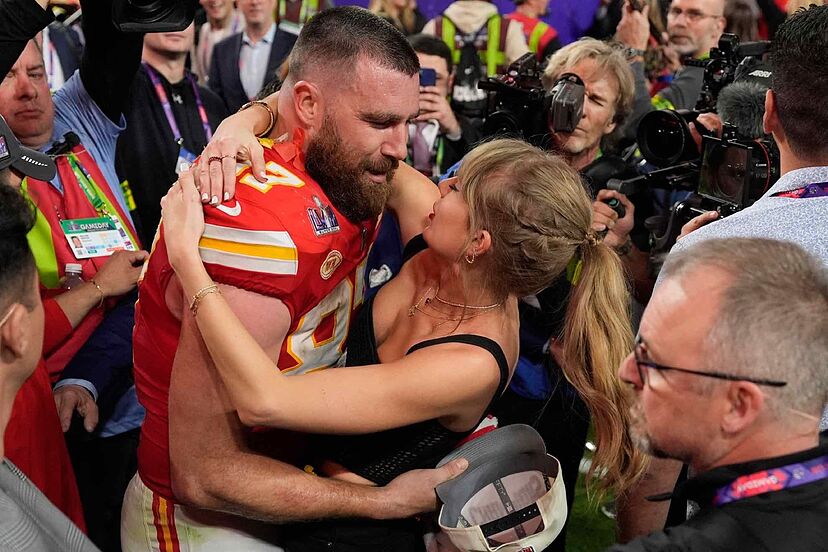 Travis Kelce Values Privacy After Taylor Swift Question