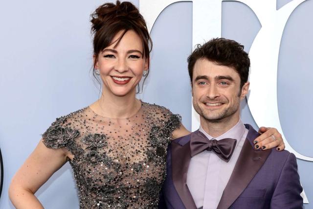 Daniel Radcliffe Stuns in Purple Tux at 2024 Tony Awards
