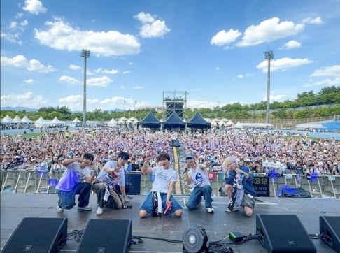 ONEWE Mesmerizes Audience at 2024 Awesome Music Festival in Daegu with Dynamic Performance