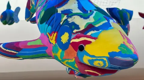 Flip-flop Artworks Highlight Plastic Pollution Displayed in Doncaster Shopping Centre – Flip The Media