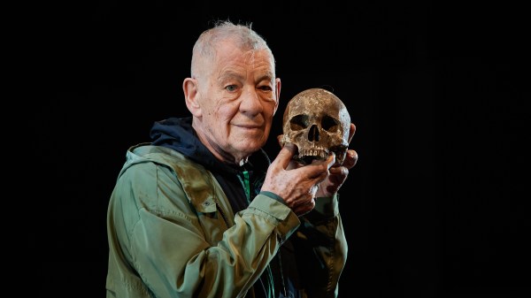 Ian McKellen to Fully Recover After Falling Off Stage in West End