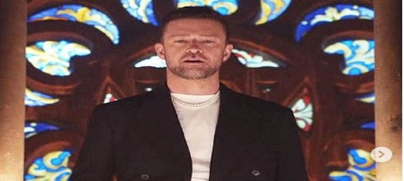 Justin Timberlake Spotted Driving in Hamptons Before Traffic Stop