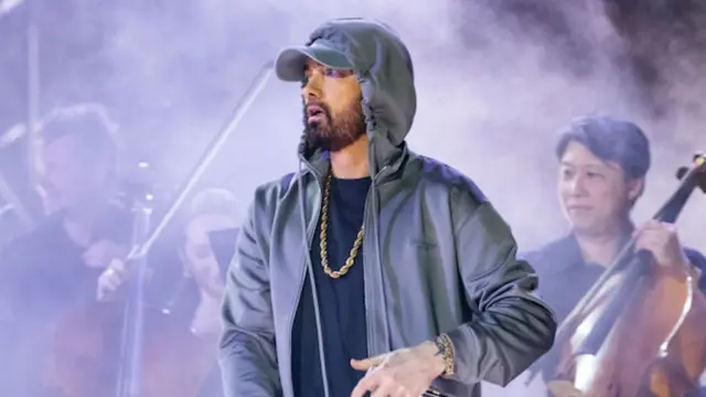 Eminem Tops Charts for First Time in Four Years with Houdini
