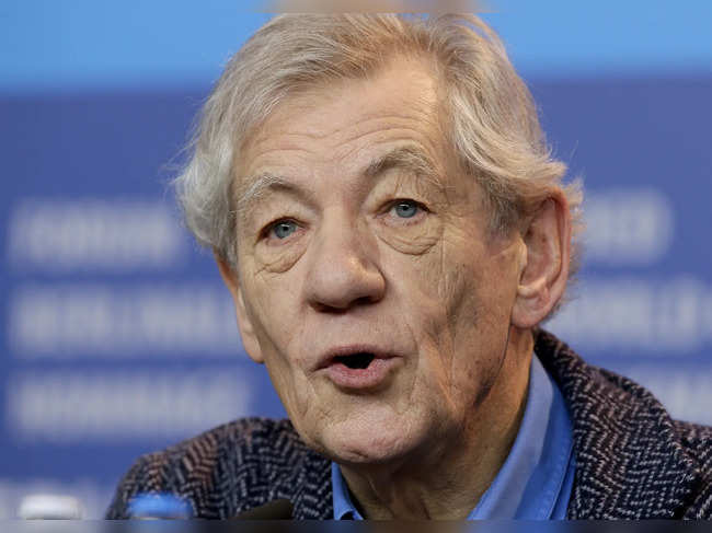 Ian McKellen’s Play Delayed Again After Actor’s Fall