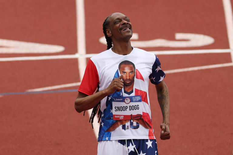 Snoop Dogg Competes in 200m Race at Olympic Trials