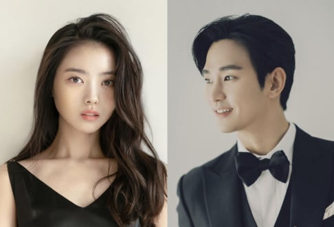 Kim Soo Hyun and Lim Na Young spotted sharing intimate moment at music festival sparking romance speculations